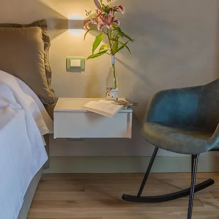 Cantine De Gregorio Nyaraló *